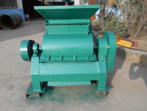 尿素粉碎機(jī)